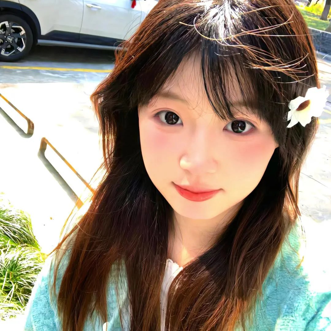 青青河畔草